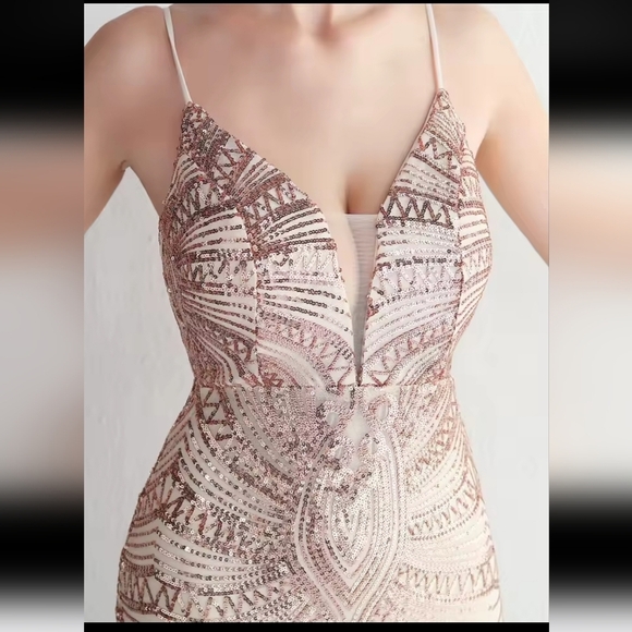 Glamorous Backless Sequin Dress in Gold - Picture 12 of 14